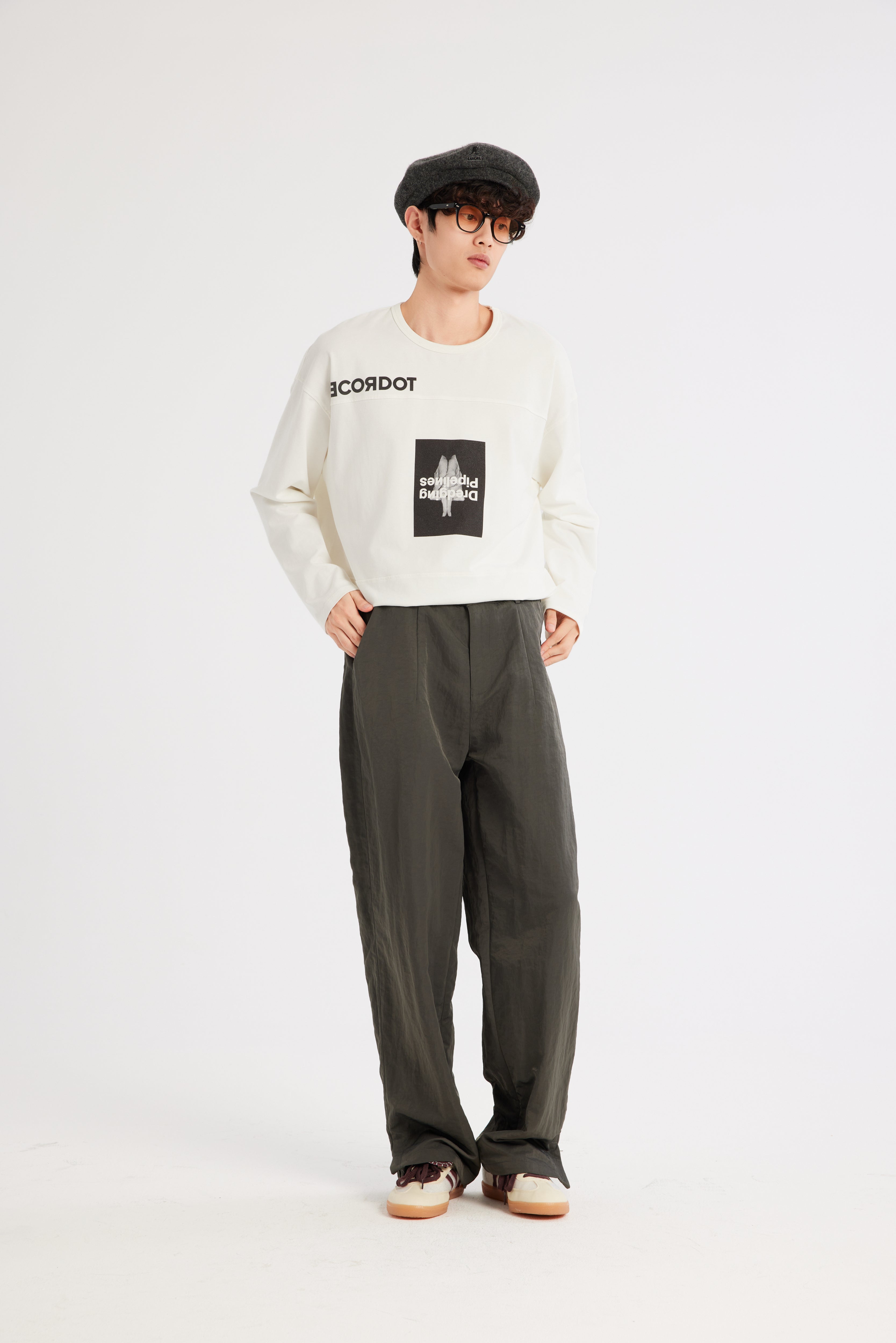 REC Sports and leisure trousers op1