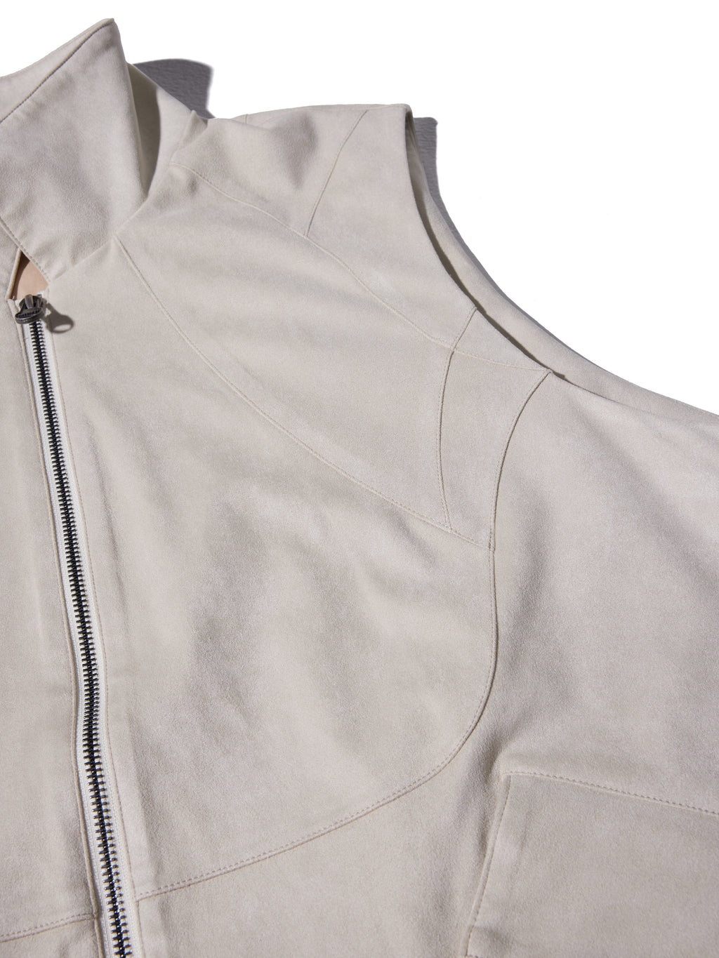 REC Suede-like spliced turtleneck vest op1